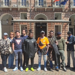 Senza stipendio da mesi, dipendenti del centro di accoglienza in sciopero