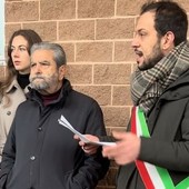 Diego Artuso tra gli assessori Alessandra Borello e Davide Guida Diego Artuso tra gli assessori Alessandra Borello e Davide Guida