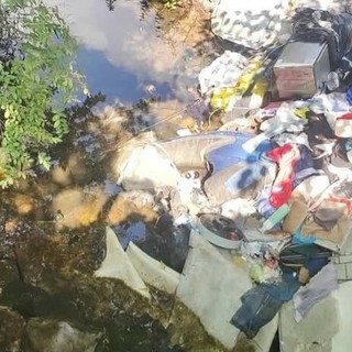 Rifiuti, Torino corre ai ripari: più telecamere dopo la penalità della Regione