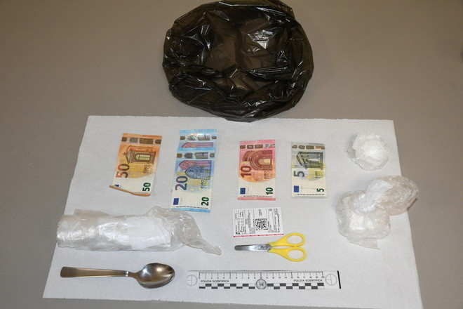 Faceva la spola tra Torino ed Asti per spacciare cocaina: arrestato
