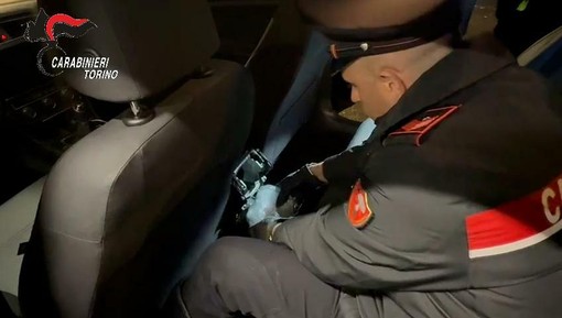 A bordo dell'auto c'erano circa 5 chili di cocaina