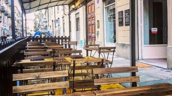Svolta sui dehors a Torino: via libera della Giunta a licenze indefinite e procedure d'urgenza