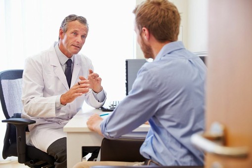 Tumore della prostata: sintomi, diagnosi e trattamento Tumore della prostata: sintomi, diagnosi e trattamento