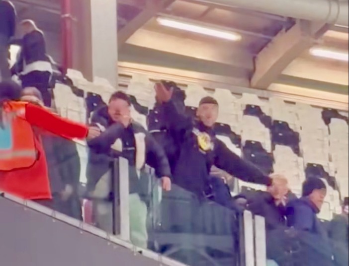 Daspo ai quattro tifosi juventini per aver mimato lo schianto aereo di Superga durante il derby