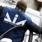 Smartphone a detenuti per reati di mafia: operazione della Dia tocca le nelle carceri di Cuneo e Fossano