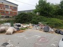 Nichelino, scoperta una discarica a cielo aperto in via Nino Bixio