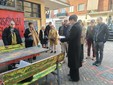 Più sicurezza davanti alla scuola Più sicurezza davanti alla scuola