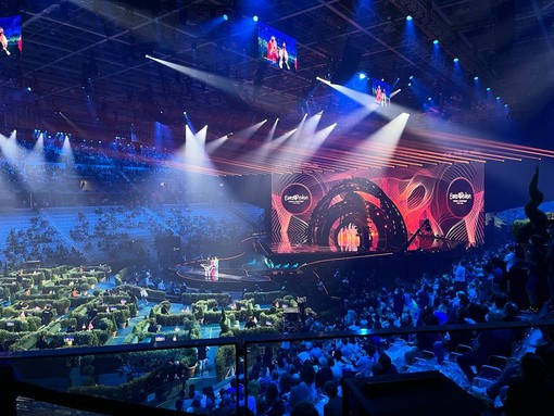 Eurovision, entusiasmo alle stelle alla prova generale. Lettonia e Norvegia fanno ballare il Palaolimpico