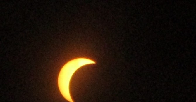 Grande attesa per l'eclissi di mercoledì sera, nonostante il caldo Grande attesa per l'eclissi di mercoledì sera, nonostante il caldo