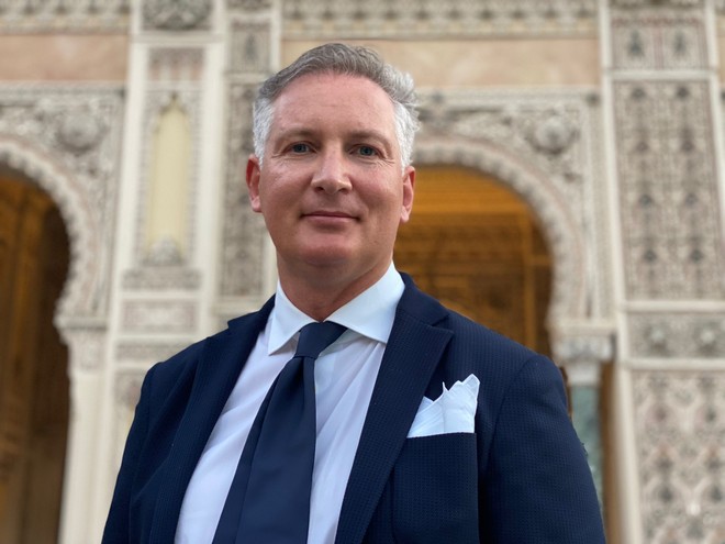 Enrico Crescimanno, presidente della Cinque, si è dimesso