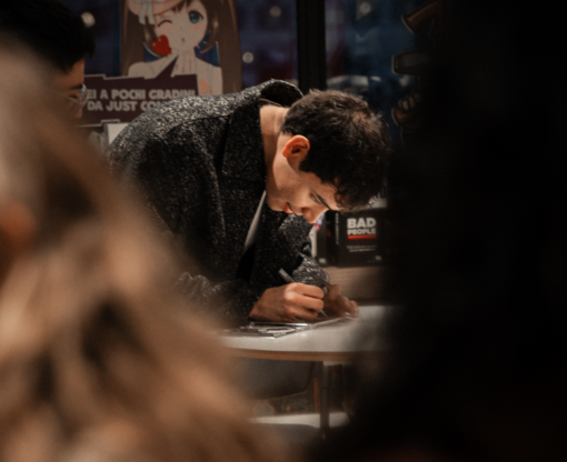 eroCaddeo all'instore di Mondadori