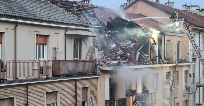 Una cena condivisa in via Nizza, il quartiere si ritrova a un anno dall'esplosione Una cena condivisa in via Nizza, il quartiere si ritrova a un anno dall'esplosione