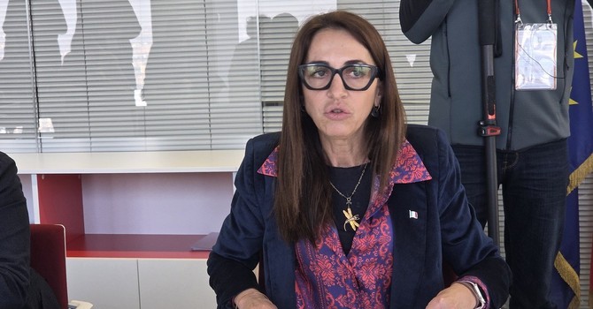 Elena Chorino si dimette da assessore della giunta regionale