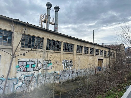 Ex area industriale di corso Dante: tra degrado e incuria, gli edifici vuoti ancora in attesa di una rinascita