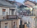 Esplosione nella notte in via Nizza: le fiamme fanno crollare il tetto, ci sono feriti