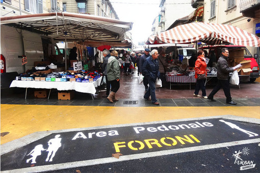 Spaccio e accoltellamenti in Barriera, i bimbi si riprendono piazza Foroni