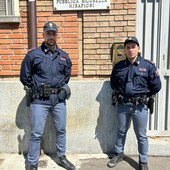 Gli agenti di Polizia sono intervenuti salvando la vita al giovane Gli agenti di Polizia sono intervenuti salvando la vita al giovane