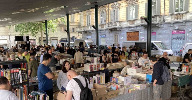 Un bando per il mercato del disco e del fumetto, ma i tempi ora sono stretti