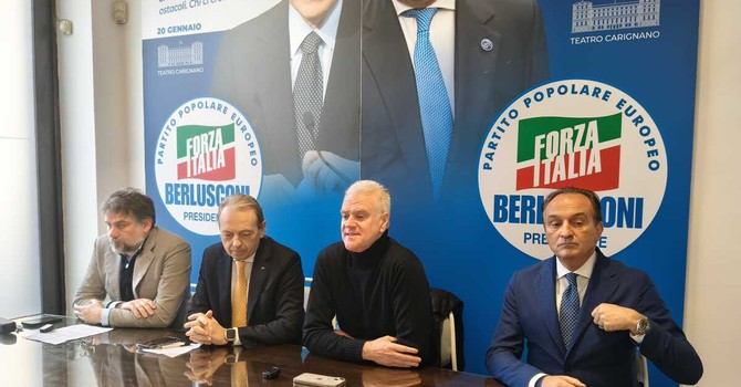 Forza Italia chiede le dimissioni dell'assessore Rosatelli Forza Italia chiede le dimissioni dell'assessore Rosatelli