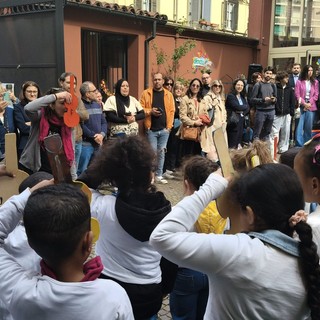 Dai cortili, alle mense, ai bagni e riqualificazione energetica: 124 scuole di Torino si rinnovano Dai cortili, alle mense, ai bagni e riqualificazione energetica: 124 scuole di Torino si rinnovano