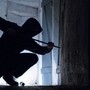 Due ladri sono stati fermati a Bussoleno, colti sul fatto dal vicino di casa Due ladri sono stati fermati a Bussoleno, colti sul fatto dal vicino di casa