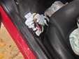 Furto a bordo dell'auto parcheggiata Furto a bordo dell'auto parcheggiata