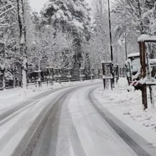 neve in via di Bardonecchia