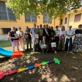 Libri speciali e giochi nel verde: la comunità di Santena si stringe attorno al Centro per l'Autismo
