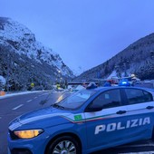 Volante della Polizia a Bardonecchia Volante della Polizia a Bardonecchia