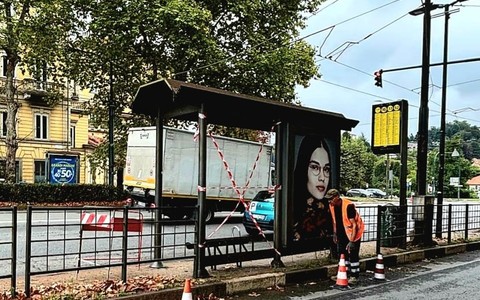 Fermate del bus vandalizzate e sporche, Gtt: &quot;Nel 2026 le puliremo di più&quot;