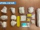 La droga e i contanti recuperati dalla Polizia La droga e i contanti recuperati dalla Polizia