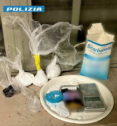 La scoperta fatta dagli uomini della Squadra Mobile La scoperta fatta dagli uomini della Squadra Mobile