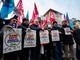 Un flash mob davanti alle Molinette organizzato da Cgil e Uil: “Forte disparità tra mansioni”