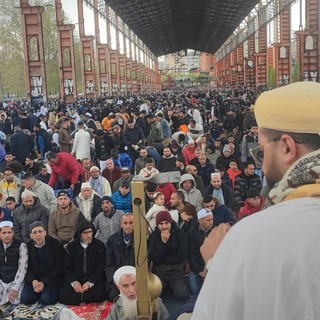 Preghiera e festa al Parco Dora per la fine del Ramadan [FOTO E VIDEO]