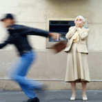 Lo scippo si è verificato a pochi passi dal Cottolengo Lo scippo si è verificato a pochi passi dal Cottolengo