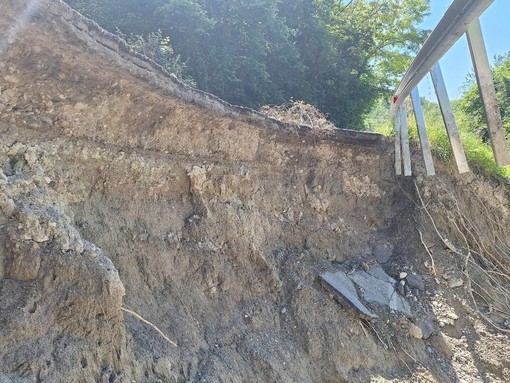 Dopo le frane parte il cantiere per la riapertura della 104 tra Lauriano e Moransengo-Tonengo