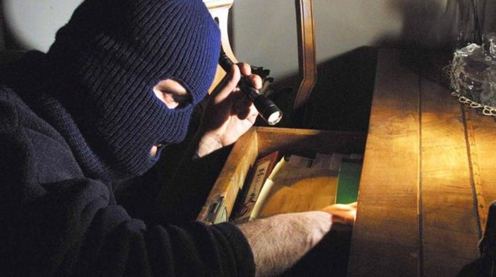 Torino si svuota per le ferie: i consigli della Polizia per blindare la casa dai furti