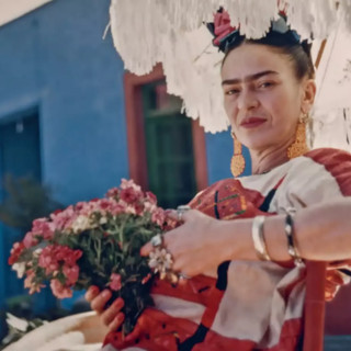 Il volto segreto di Frida Kahlo: gli scatti inediti del fotografo Leo Matiz a Torino