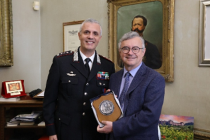 Il colonnello Fabio Federici con Alessandro Barbero Il colonnello Fabio Federici con Alessandro Barbero