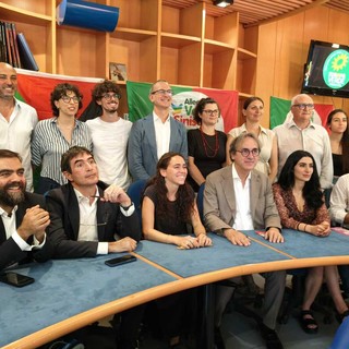 Angelo Bonelli e Nicola Fratoianni a Torino in vista delle elezioni del 2027 Angelo Bonelli e Nicola Fratoianni a Torino in vista delle elezioni del 2027