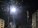 Mezzanotte di fuochi in piazza Carducci, la protesta dei residenti Mezzanotte di fuochi in piazza Carducci, la protesta dei residenti