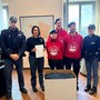 La Polizia dona ai City Angels gli indumenti sequestrati