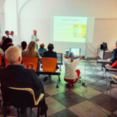 Protesi d'anca e ginocchio, all'Asl To5 la cura comincia dall'informazione Protesi d'anca e ginocchio, all'Asl To5 la cura comincia dall'informazione