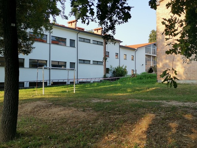 La scuola Leopardi e i suoi giardini