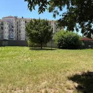Area cani in via Tintoretto, lo stop del Comune: “Troppo vicina ai palazzi”
