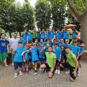 I giovani di Beinasco dopo aver ripulito il parco di via De Nicola