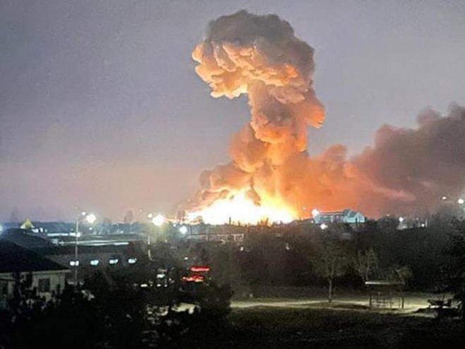 Una foto del primo attacco russo all'Ucraina Una foto del primo attacco russo all'Ucraina