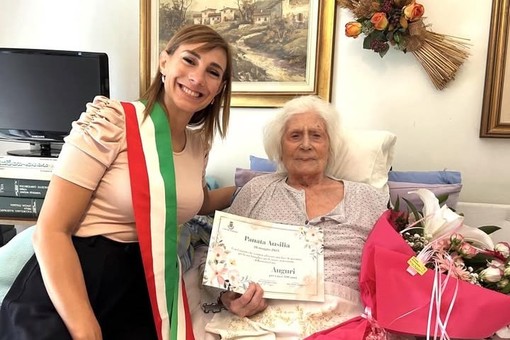 Giorgia Ruggiero e la visita alla centenaria Ausilia