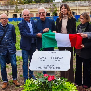 L'inaugurazione del giardino intitolato a John Lennon