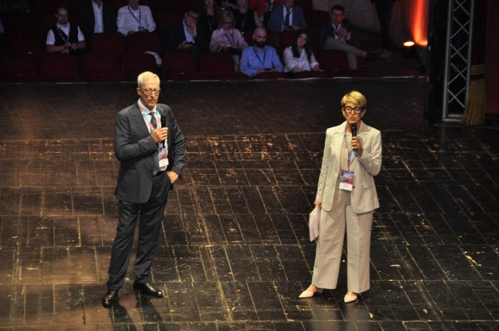 Giuliana Cirio con Paolo Balistreri (segretario generale di Confindustria Piemonte) Giuliana Cirio con Paolo Balistreri (segretario generale di Confindustria Piemonte)